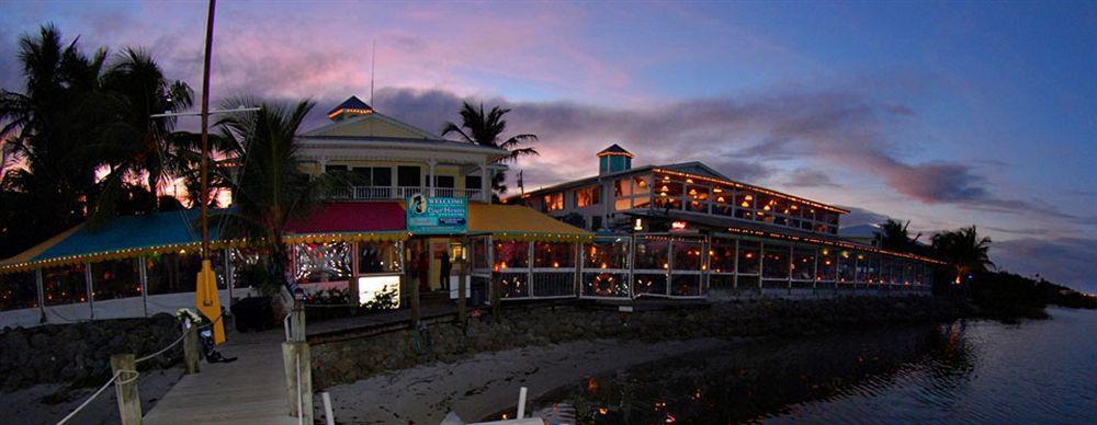 Capt Hirams Resort Sebastian Eksteriør bilde