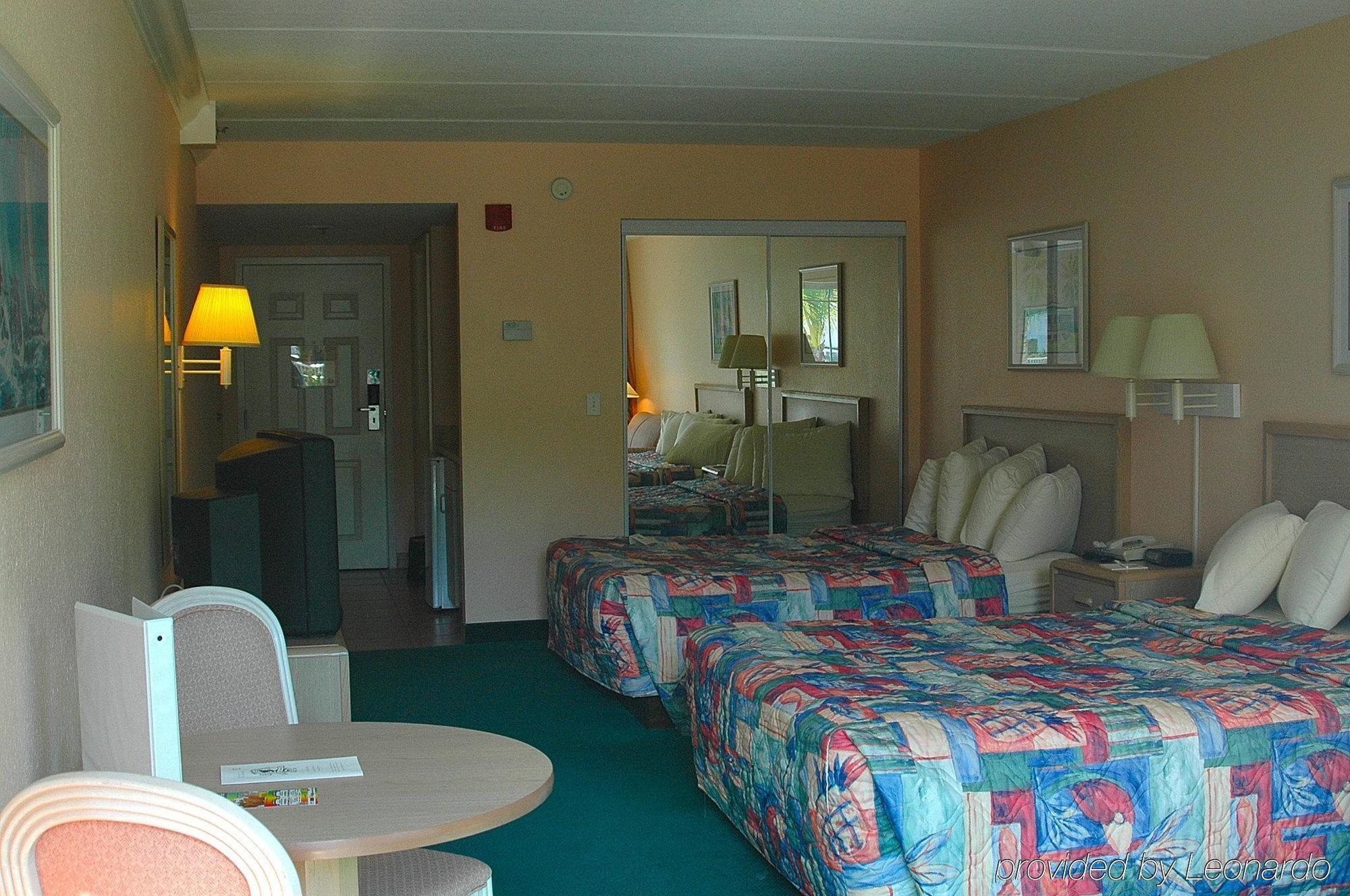 Capt Hirams Resort Sebastian Rom bilde