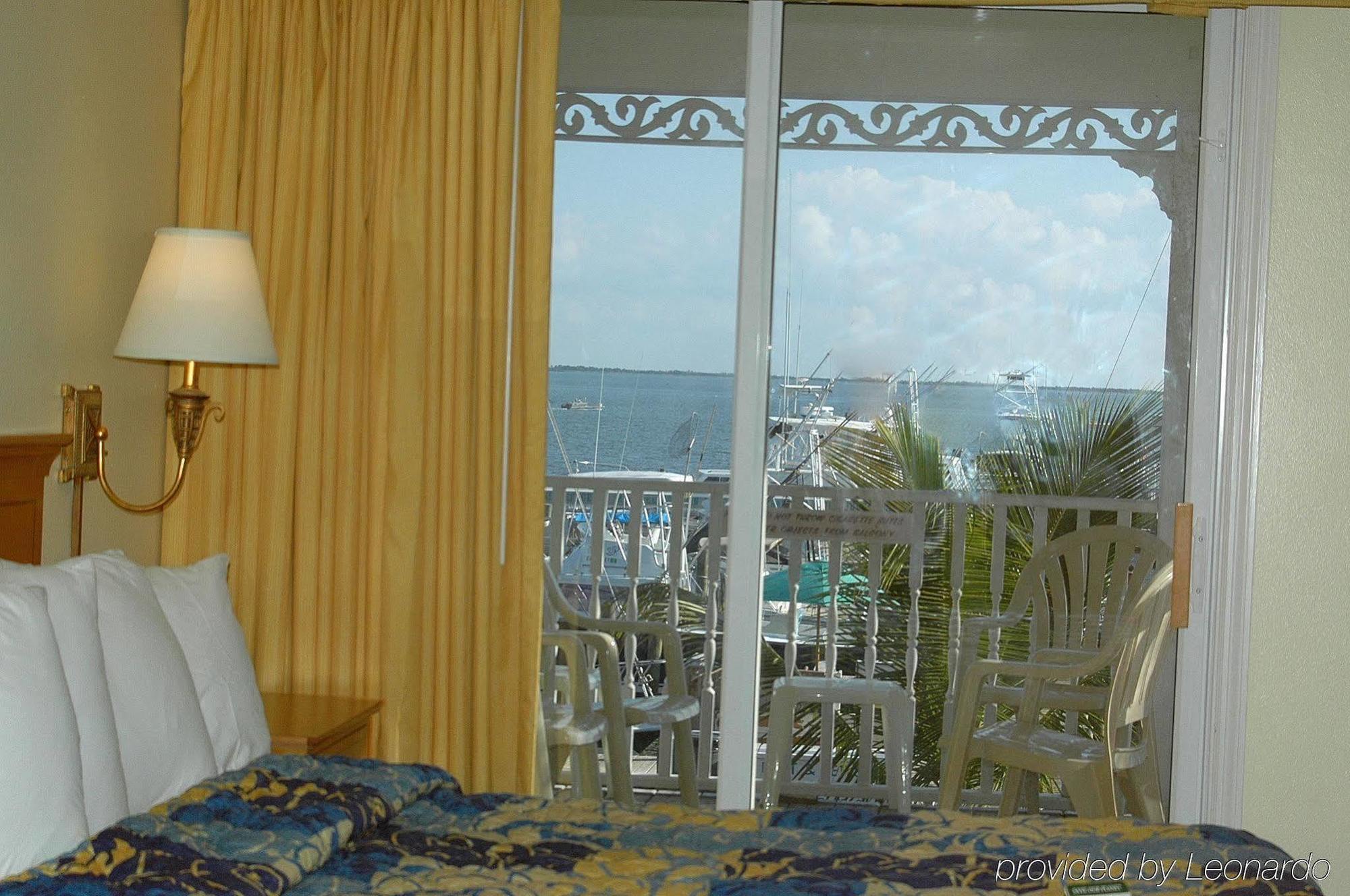 Capt Hirams Resort Sebastian Rom bilde